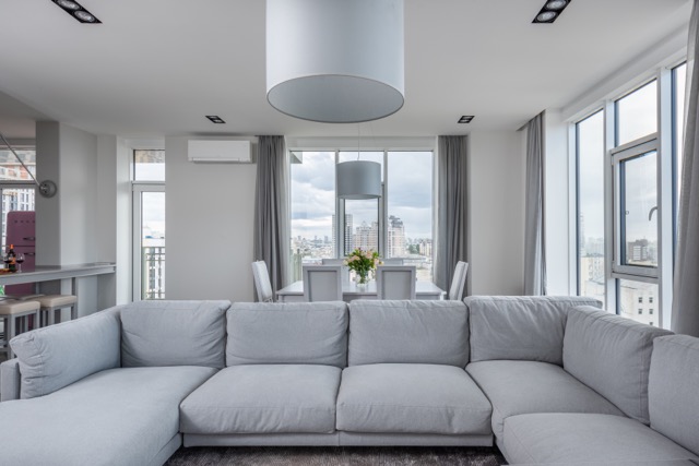 Top 6 Reasons to Get Your Sofa Cleaned Professionally